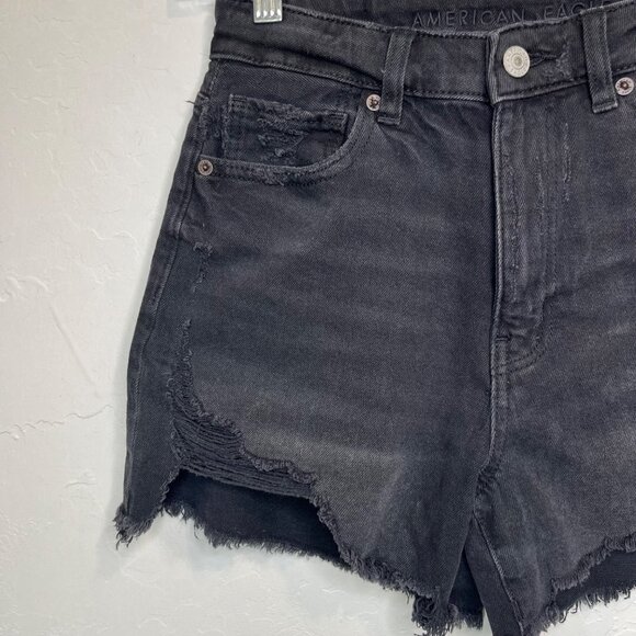 American Eagle faded Black Highest Rise mom short Size 2 Distressed ripped - Picture 4 of 9